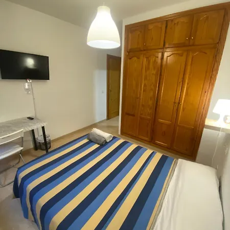 홈스테이 Con Bano Privado, En Piso Compartido